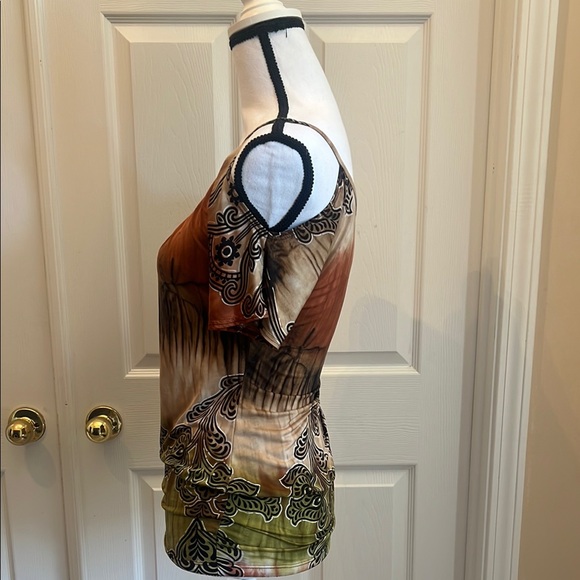 Women's Multicolor Cold Shoulder Top - Picture 4 of 4